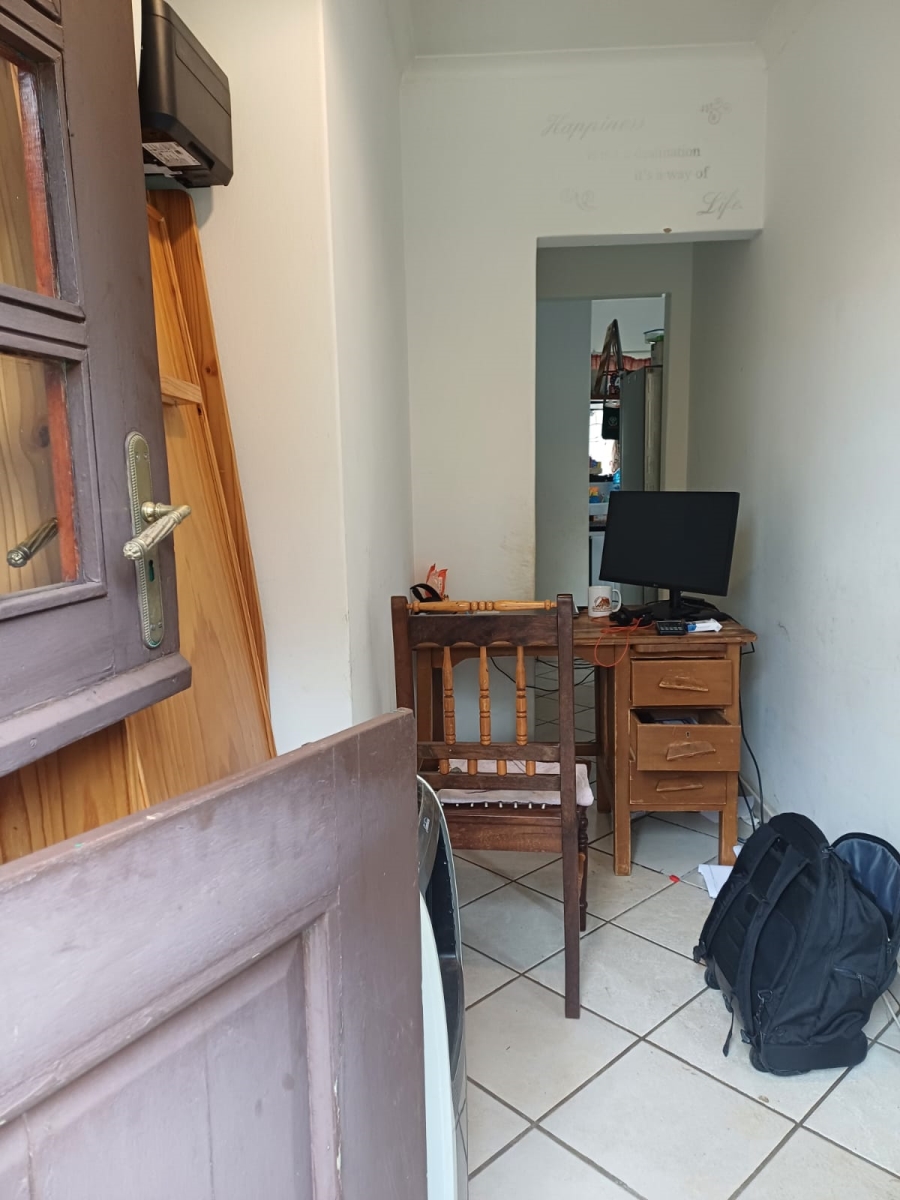 3 Bedroom Property for Sale in Ifafi North West